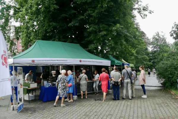 Rusza Bazarek Lokalnej Marki Ziemi Pszczyńskiej w Goczałkowicach-Zdroju
